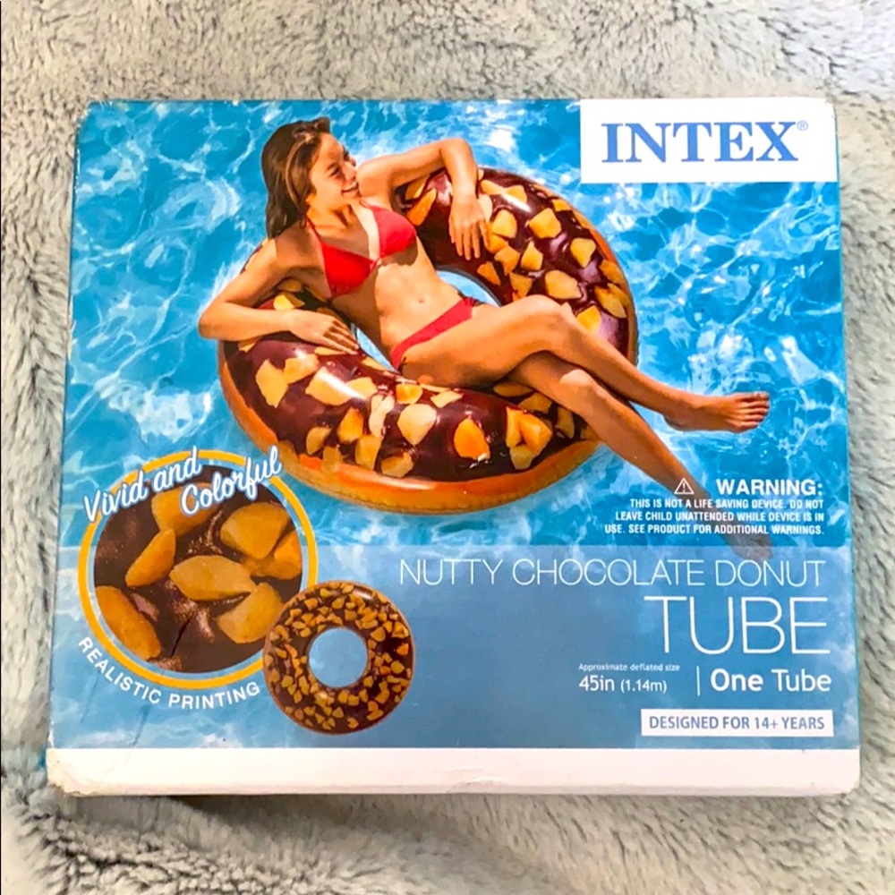 Inner tube-chocolate&nut donut design
